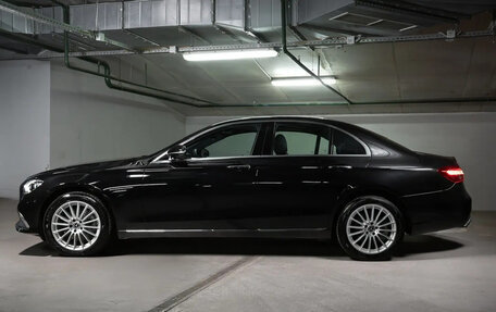 Mercedes-Benz E-Класс, 2023 год, 7 950 000 рублей, 5 фотография