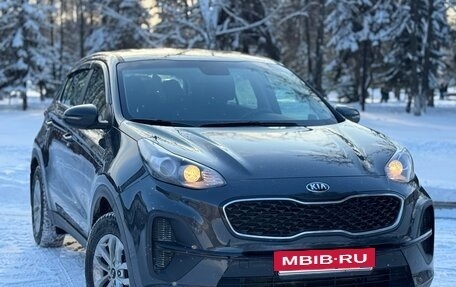 KIA Sportage IV рестайлинг, 2020 год, 2 400 000 рублей, 13 фотография