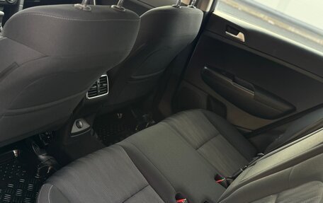 KIA Sportage IV рестайлинг, 2020 год, 2 400 000 рублей, 27 фотография