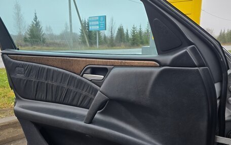 Mercedes-Benz E-Класс, 1999 год, 780 000 рублей, 17 фотография