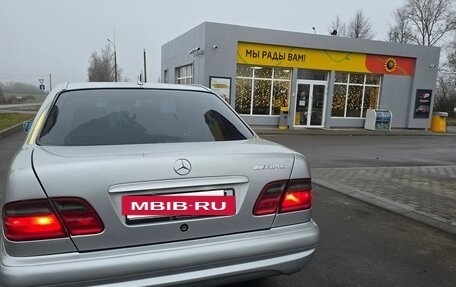Mercedes-Benz E-Класс, 1999 год, 780 000 рублей, 11 фотография