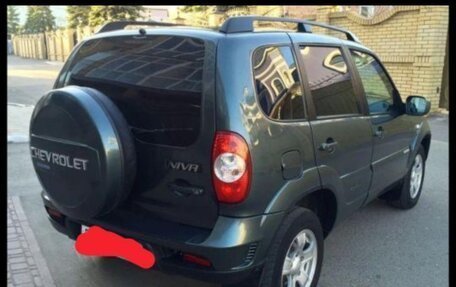 Chevrolet Niva I рестайлинг, 2011 год, 620 000 рублей, 5 фотография