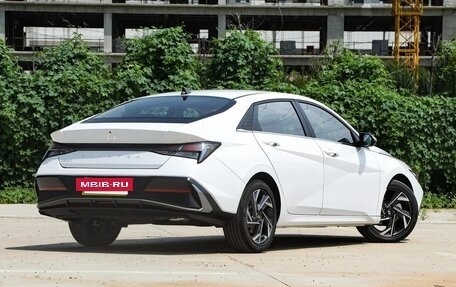 Hyundai Elantra, 2025 год, 1 900 000 рублей, 8 фотография