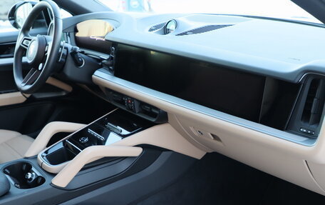 Porsche Cayenne III, 2025 год, 18 950 000 рублей, 16 фотография