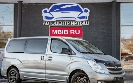 Hyundai Grand Starex Grand Starex I рестайлинг 2, 2010 год, 953 000 рублей, 1 фотография