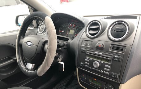 Ford Fiesta, 2006 год, 200 000 рублей, 1 фотография