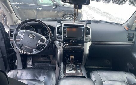 Toyota Land Cruiser 200, 2012 год, 3 630 000 рублей, 9 фотография