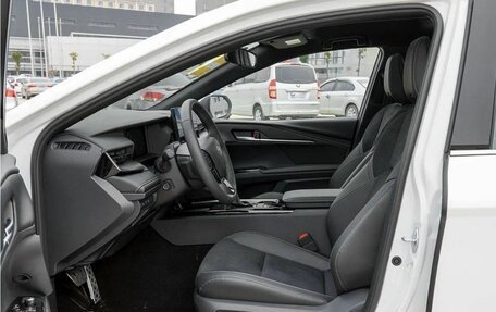 Toyota Camry, 2025 год, 4 890 000 рублей, 8 фотография