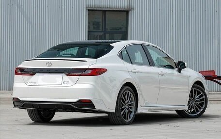 Toyota Camry, 2025 год, 4 890 000 рублей, 4 фотография