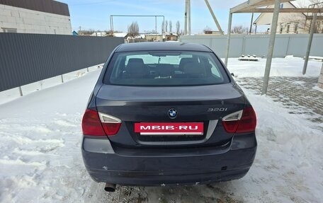 BMW 3 серия, 2006 год, 720 000 рублей, 8 фотография