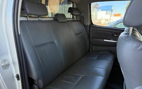 Toyota Hilux VII, 2012 год, 1 520 000 рублей, 14 фотография