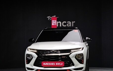 Chevrolet TrailBlazer, 2023 год, 1 970 000 рублей, 2 фотография