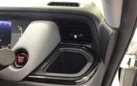 Honda Fit, 2023 год, 1 160 000 рублей, 20 фотография