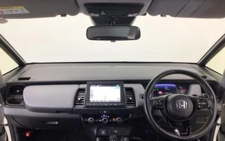 Honda Fit, 2023 год, 1 160 000 рублей, 12 фотография