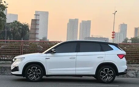 Skoda Kamiq I, 2021 год, 1 830 000 рублей, 5 фотография