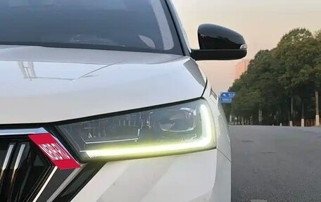 Skoda Kamiq I, 2021 год, 1 830 000 рублей, 3 фотография