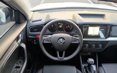 Skoda Kamiq I, 2021 год, 1 830 000 рублей, 18 фотография