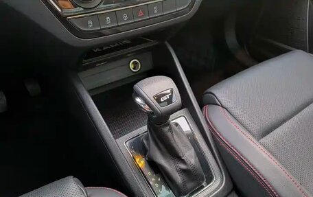 Skoda Kamiq I, 2021 год, 1 830 000 рублей, 24 фотография