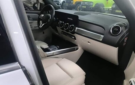 Mercedes-Benz GLB, 2023 год, 2 980 000 рублей, 12 фотография