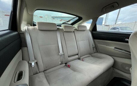 Toyota Prius, 2006 год, 625 000 рублей, 13 фотография