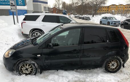 Ford Fiesta, 2006 год, 200 000 рублей, 3 фотография
