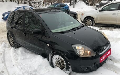 Ford Fiesta, 2006 год, 200 000 рублей, 4 фотография