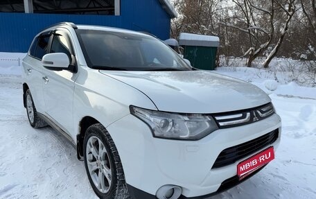 Mitsubishi Outlander III рестайлинг 3, 2013 год, 1 030 000 рублей, 1 фотография