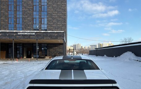 Dodge Challenger III рестайлинг 2, 2020 год, 4 800 000 рублей, 5 фотография