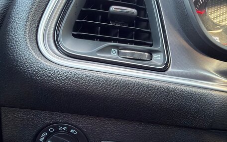 Dodge Challenger III рестайлинг 2, 2020 год, 4 800 000 рублей, 20 фотография