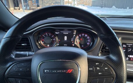 Dodge Challenger III рестайлинг 2, 2020 год, 4 800 000 рублей, 15 фотография