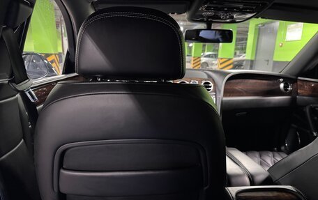 Bentley Flying Spur II, 2013 год, 5 135 000 рублей, 35 фотография