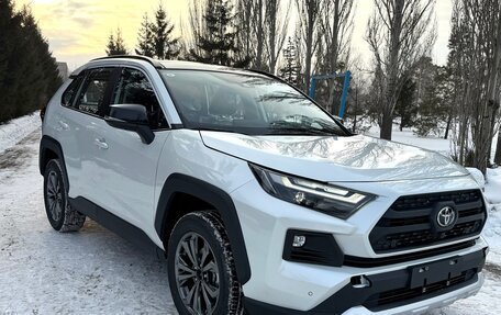 Toyota RAV4, 2025 год, 4 090 000 рублей, 2 фотография