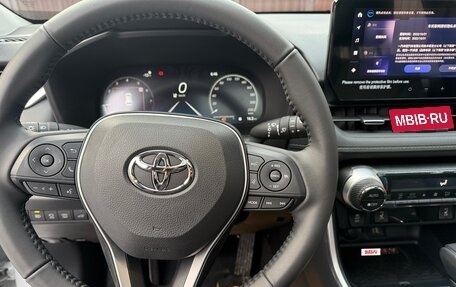 Toyota RAV4, 2025 год, 4 090 000 рублей, 11 фотография