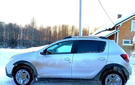 Renault Sandero II рестайлинг, 2020 год, 1 430 000 рублей, 3 фотография