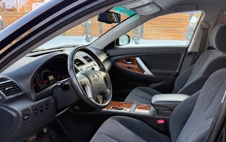 Toyota Camry, 2009 год, 1 200 000 рублей, 9 фотография