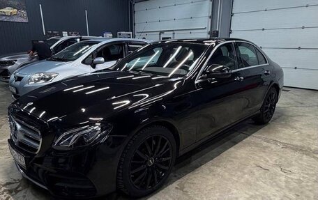 Mercedes-Benz E-Класс, 2020 год, 3 600 000 рублей, 7 фотография