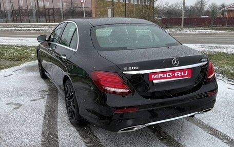 Mercedes-Benz E-Класс, 2020 год, 3 600 000 рублей, 2 фотография