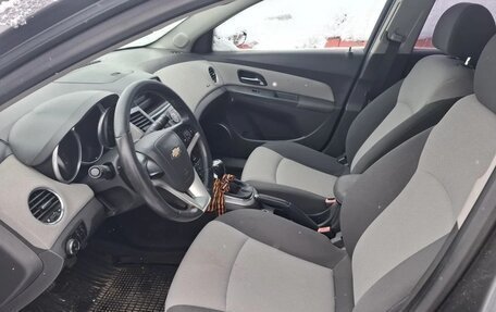 Chevrolet Cruze II, 2009 год, 500 000 рублей, 5 фотография