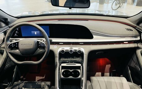 CheryExeed TXL, 2024 год, 3 880 000 рублей, 10 фотография