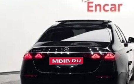 Mercedes-Benz E-Класс, 2025 год, 6 300 000 рублей, 3 фотография