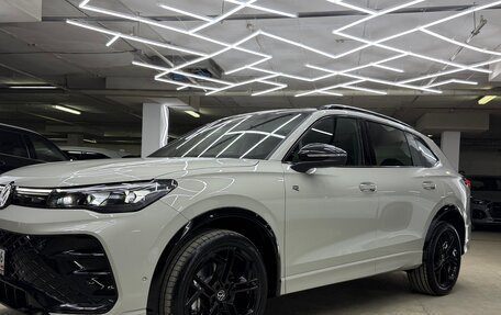 Volkswagen Tiguan, 2025 год, 4 900 000 рублей, 6 фотография