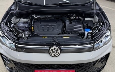 Volkswagen Tiguan, 2025 год, 4 900 000 рублей, 38 фотография