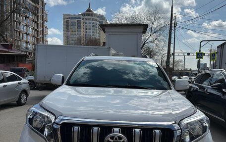 Toyota Land Cruiser Prado 150 рестайлинг 2, 2015 год, 3 050 000 рублей, 3 фотография