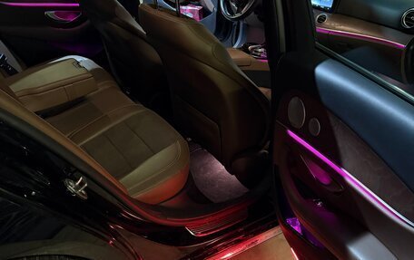 Mercedes-Benz E-Класс, 2016 год, 2 900 000 рублей, 10 фотография