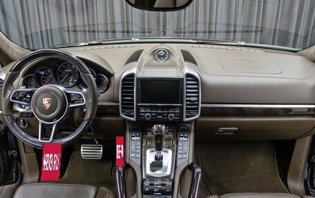 Porsche Cayenne III, 2015 год, 3 598 000 рублей, 13 фотография