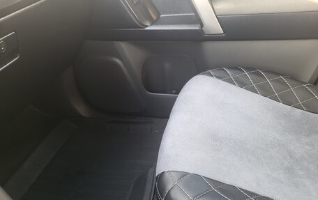 Toyota Land Cruiser Prado 150 рестайлинг 2, 2012 год, 2 850 000 рублей, 13 фотография