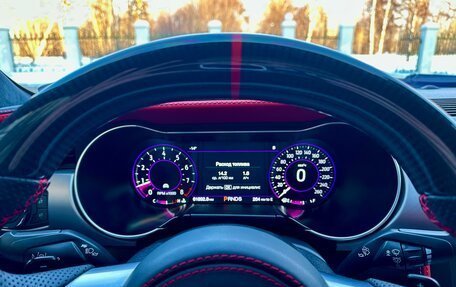 Ford Mustang VI рестайлинг, 2021 год, 5 700 000 рублей, 17 фотография