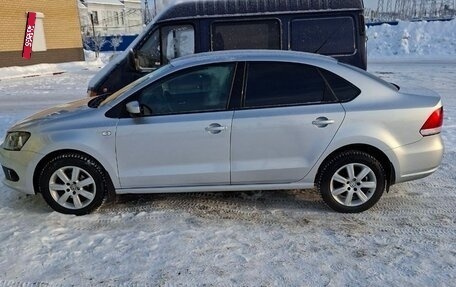 Volkswagen Polo VI (EU Market), 2011 год, 900 000 рублей, 9 фотография