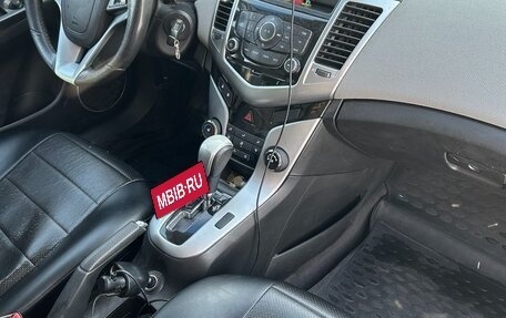 Chevrolet Cruze II, 2011 год, 615 000 рублей, 4 фотография