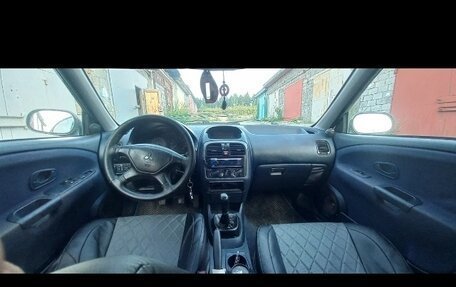 Mitsubishi Carisma I, 2000 год, 250 000 рублей, 7 фотография